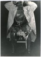 cca 1980 9 db szolidan erotikus fotó, 9x14 és 22x15 cm között