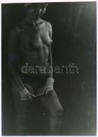 cca 1980 9 db szolidan erotikus fotó, 9x14 és 22x15 cm között