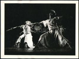 Balettművészek, cca 1950 és cca 1980 között készült 5 db vintage fotó, kettő jelzett, kettő felirato...