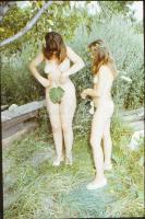 cca 1980-1990 19 db szolidan erotikus, hölgyeket ábrázoló diapozitív, 35x24mm