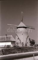 cca 1970-es és 1980-as évekből Kecskemét város fejlődése, építészeti öröksége, 95 db szabadon felhas...