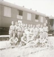 cca 1942 Thöresz Dezső (1902-1963) békéscsabai gyógyszerész és fotóművész szolgálatot teljesített eg...