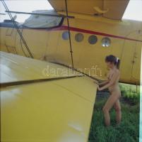 cca 1988 Előtte és utána, szolidan erotikus felvételek, 9 db vintage negatív + 9 db vintage fotó és/...