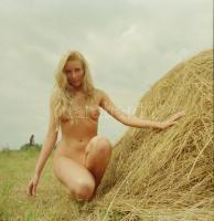 cca 1988 Előtte és utána, szolidan erotikus felvételek, 9 db vintage negatív + 9 db vintage fotó és/...