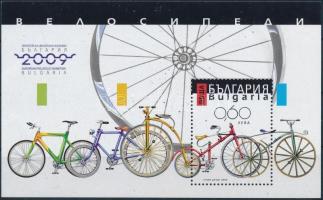 Bicikli blokk, Cycles block