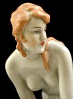 Zsolnay ülő női akt, kézzel festett, jelzett, hibátlan, m: 22,5 cm