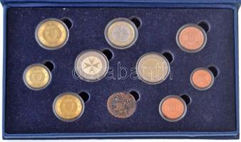 Málta 2011. 1c-2E (9xklf) forgalmi sor + Karthágói Sztatér Cu replikája; eredeti dísztokban tanúsítv...