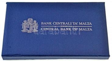 Málta 2011. 1c-2E (9xklf) forgalmi sor + Karthágói Sztatér Cu replikája; eredeti dísztokban tanúsítv...