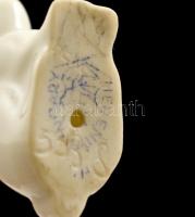 Herendi kis nyuszi, kézzel festett, jelzett, nagyon apró kopásokkal, m: 6 cm