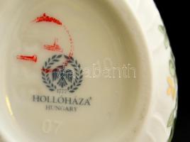 Hollóházi porceán tojás Kézzel festett, jelzett, hibátlan. 7,5 cm