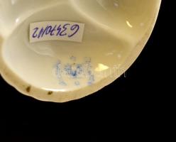 Hertwig-Katzhütte kislány nyuszival, kézzel festett, jelzett, hibátlan, m: 11,5 cm