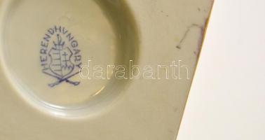 Herendi oroszlánlábas talpas kínáló. Jelzett, hibátlan.  d: 11,5 cm