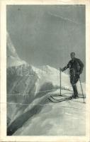 Tátra, Tatry; Patria csúcsa, Nagykoncsiszta és Tupa, síelő / mountain peaks, skiing man (fa)