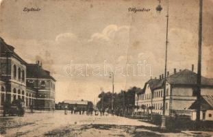 Lipótvár, Újvároska, Leopoldov; vasútállomás / railway station (fa)