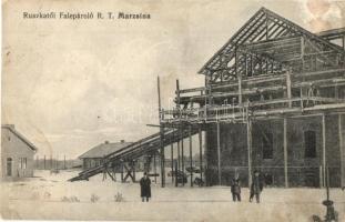 Ruszkatő, Poieni (Marzsina mellett / near Margina); Ruszkatői Falepároló Rt. télen / wood distillation plant and sawmill in winter (r)