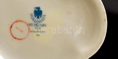 Hollóházi virágmintás porcelán dobozka, kézzel festett, jelzett, hibátlan, m: 11 cm