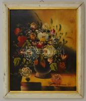Benczúr jelzéssel: Virágcsendélet. Olaj, karton, üvegezett keretben, 23×19 cm
