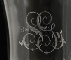 2 db üvegpohár, karcolásokkal, m: 12 cm + ólomkristály doboz, hibátlan, 12×8×4 cm