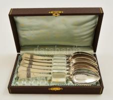 Ezüst(Ag) teáskanál, 6 db, jelzett, dobozban, h: 14,5 cm, nettó: 132 g