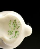 Hollóházi nyúl figura. Kézzel festett, jelzett, hibátlan.  6,5 cm