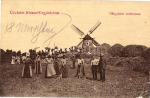 1908 Kiskunfélegyháza, Félegyházi szélmalom, aratók, folklór. W. L. 304. (EK)