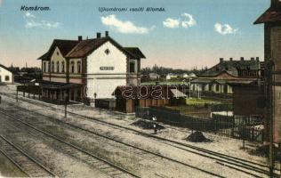 Komárom, Komárno; Újkomáromi vasútállomás. L. H. Pannonia / Nové Komárno Nadrazie / Bahnhof / railway station (EK)