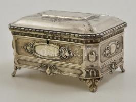 cca 1900 ezüstözött alpakka doboz, kulcs nélkül, kopott, jelzés nélkül, 16×11 cm, m:8,5 cm