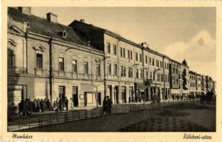 Munkács, Mukacevo, Mukacheve; Rákóczi utca, Wettenstein és Schönfeld üzlete / street view with shops