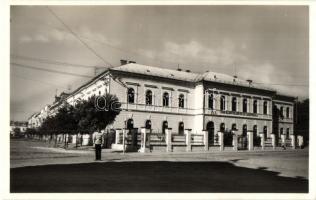 Munkács, Mukacevo, Mukacheve; Polgári fiú és leányiskola / school