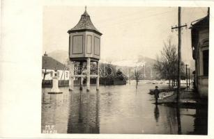 1929 Nagymaros, Dunai árvíz, víztorony. photo (EK)