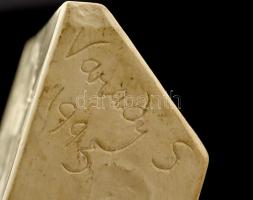 Várady Sándor (1920-2000): Nagy Imre, Magyarország mártír miniszterelnöke, porcelán kisplasztika, je...