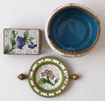 Zománcozott réz gyufatartó és és hamuzó (sérüléssel), 2 db