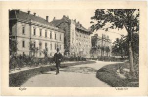 Győr, Vásár tér. Herman Izidor kiadása