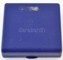 ~1914-1918. "A Magyar Nők Korona Alapja" zománcozott fém jelvény, hátoldalán "KIADJA ...