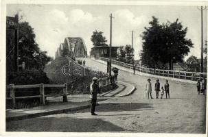 Komárom, Komárnó; Duna a nagy híddal / river with the great bridge