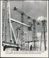 cca 1960-1980 Életképek a szovjet-magyar barátság történetéből, 4 db sajtófotó, feliratozva, 20,5×24...