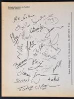 cca 1973-1990 Labdarúgó csapatokat ábrázoló nyomtatvány, képeslap, összesen 5 db: F.C. Bayern Münche...