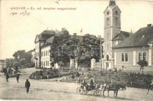 Ungvár, Uzshorod, Uzhorod; Református templom, megyeháza, hintó / Calvinist church, county hall, chariot  (fa)