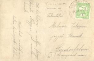 1914 Pusztaszer, villa, kerti törpe talicskával. photo