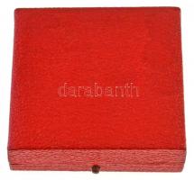 Csehszlovákia 1949. 50K Ag "Sztálin" dísztokban T:1- kis patina 
Czechoslovakia 1949. 50 ...