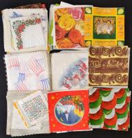 Kis szalvétagyűjtemény, közte régi és újabb darabokkal, számos érdekességgel