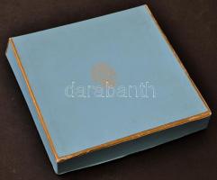 Fali tál Herend Hungary felirattal, átlátszó biszkvit középrésszel, díszdobozban, hibátlan, d: 18,5 ...