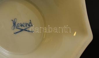 Herendi virág mintás kínáló, kézzel festett, apró hajszál repedéssel, m:8,5 cm, d:14 cm