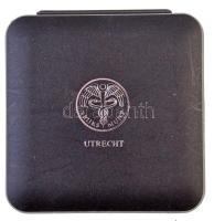 Hollandia 1990. 50G Ag "Királynők 100 éve" dísztokban, tanúsítvánnyal T:1
Netherlands 199...