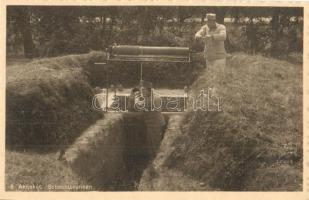 Aknakút / Schachtbrunnen / WWI Austro-Hungarian K.u.K. military soldiers by the well in the trenches