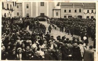 1938 Rozsnyó, Roznava; bevonulás / entry of the Hungarian troops, Tatra Banka, Parfumeria (b)