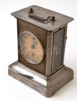 Régi asztali óra másodpercmutatóval, kulccsal, működik, rozsdás burkolat, m: 16 cm