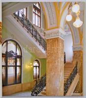 "A Magyar Nemzeti Bank" - képes album a "Séta a pénz palotájában" kiadvány írása...