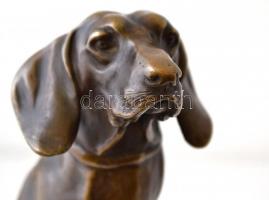 Jelzés nélkül: Vadászkutya. Bronz, bronz talpazaton, m: 27 cm