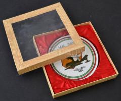 MN 3011-es légvédelmi alakulat, Hollóházi emlékplakett, matricás, jelzett, díszdobozban, nagyon apró...